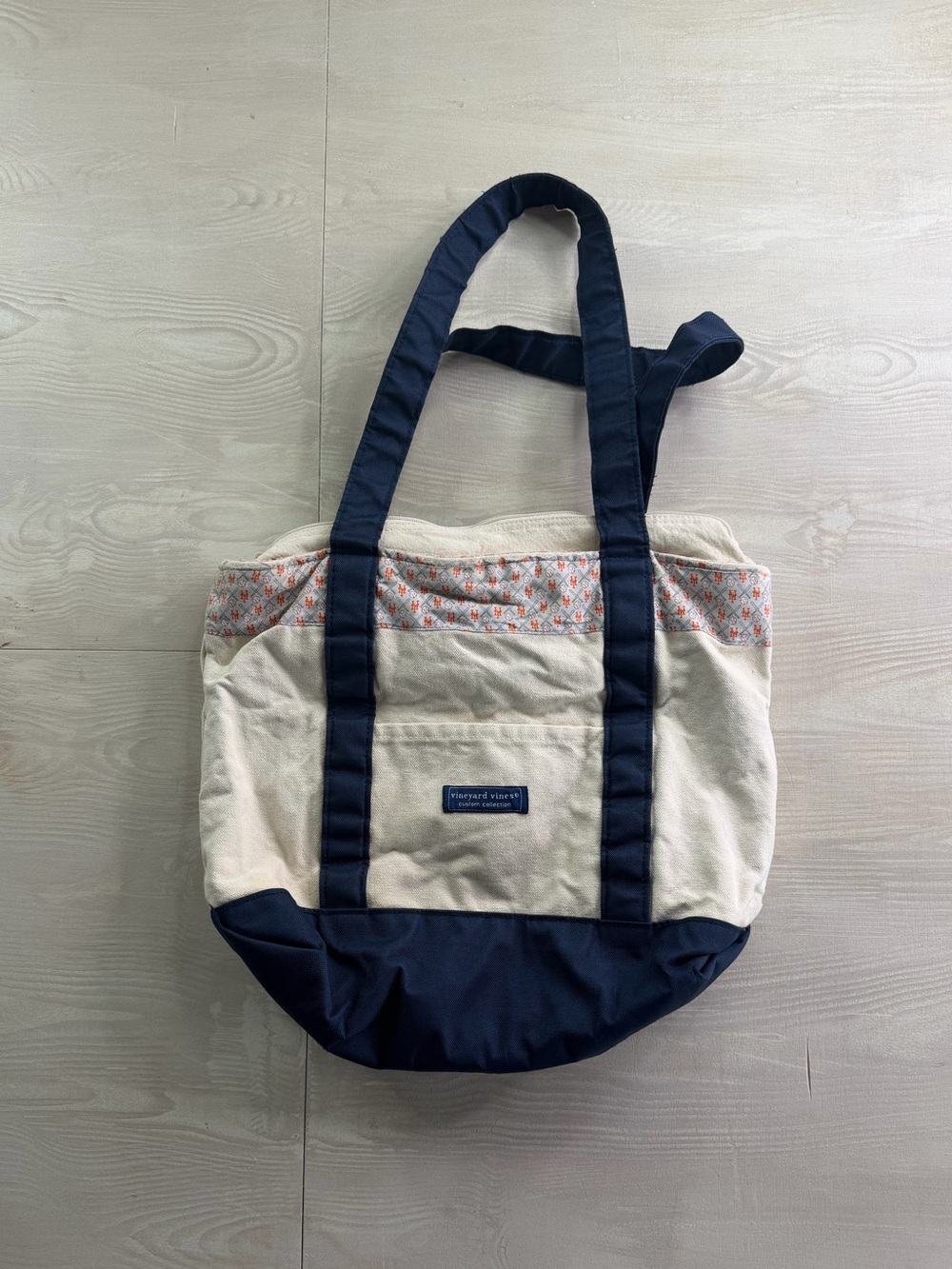 Vineyard vine New York Mets Messenger Tote with Navy Trim